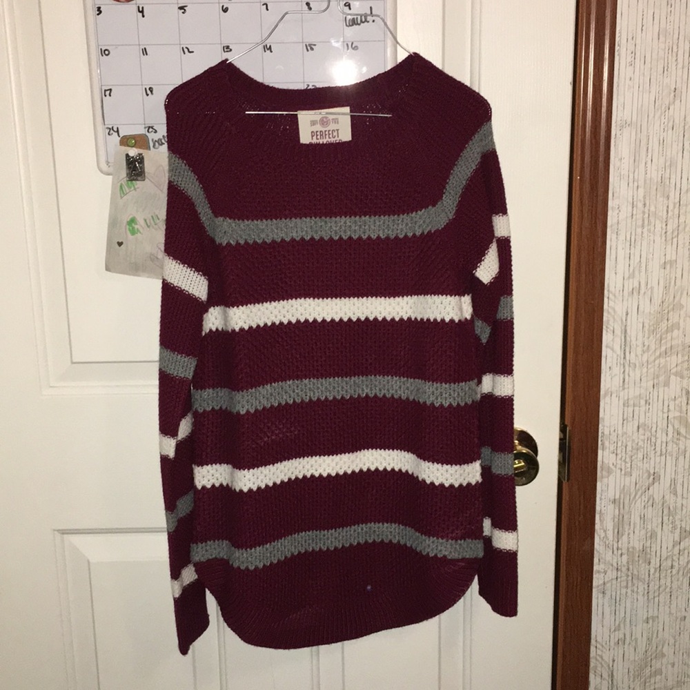 Small Kohl’s Perfect Pullover sweater